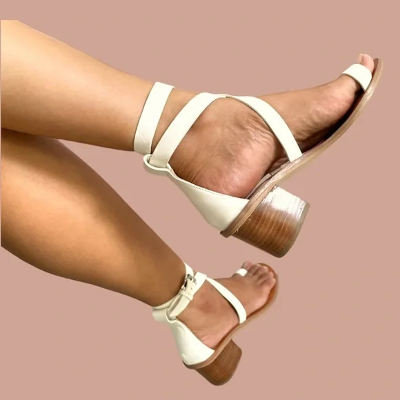 Country Road Greek Leather Sandals - Picture 1 of 8